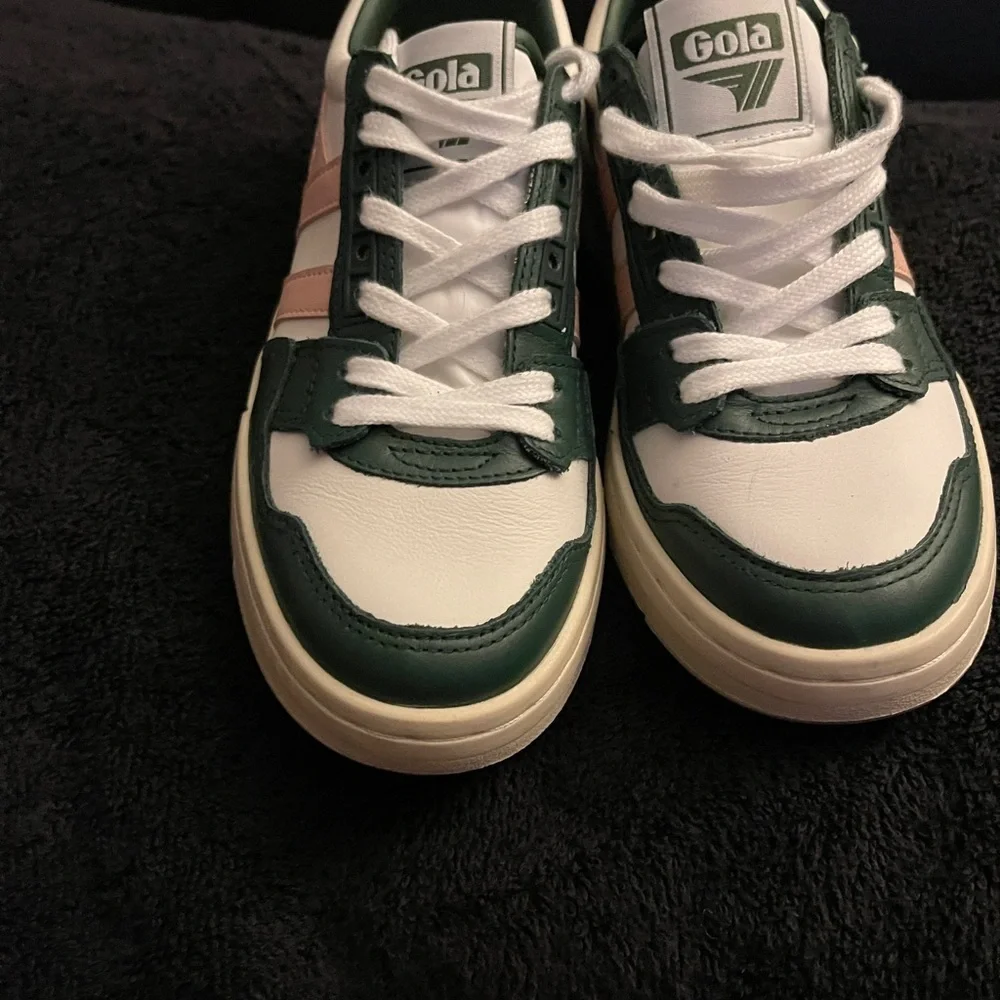 Gola Challenge CLB535 Women's White, Evergreen & Pearl Pink Sneakers Size 5 NEW